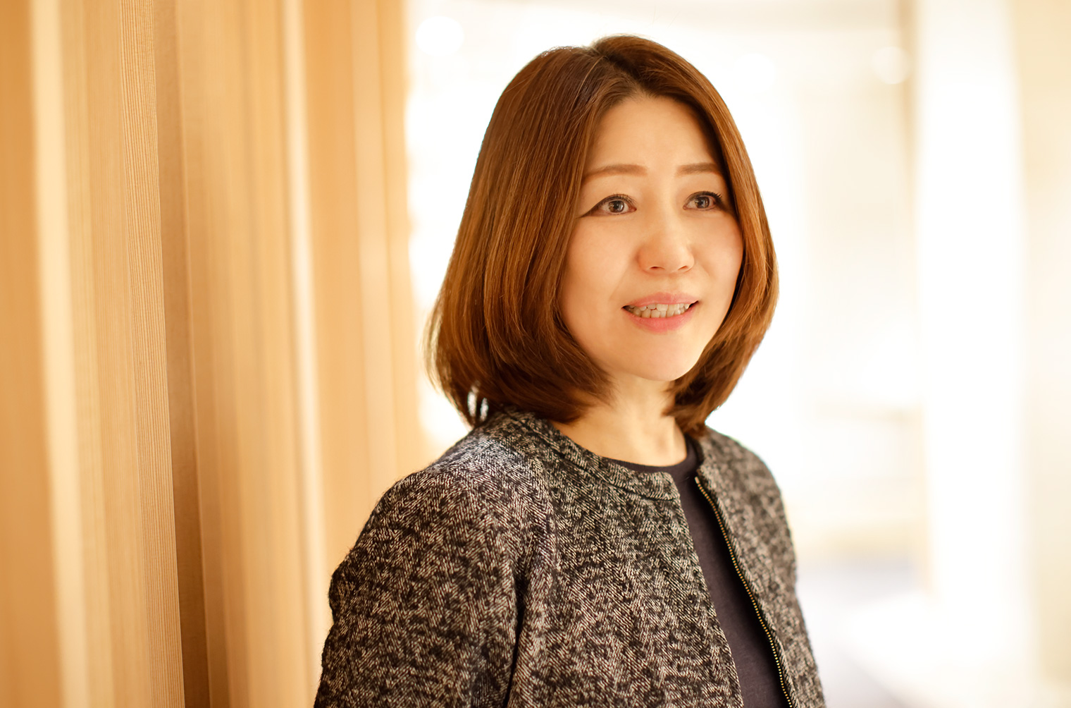 アーツアンドカルチャーのビジョンを語る和光の山本玲子企画本部長。撮影: Hiroyuki Matsuzaki (INTO THE LIGHT)